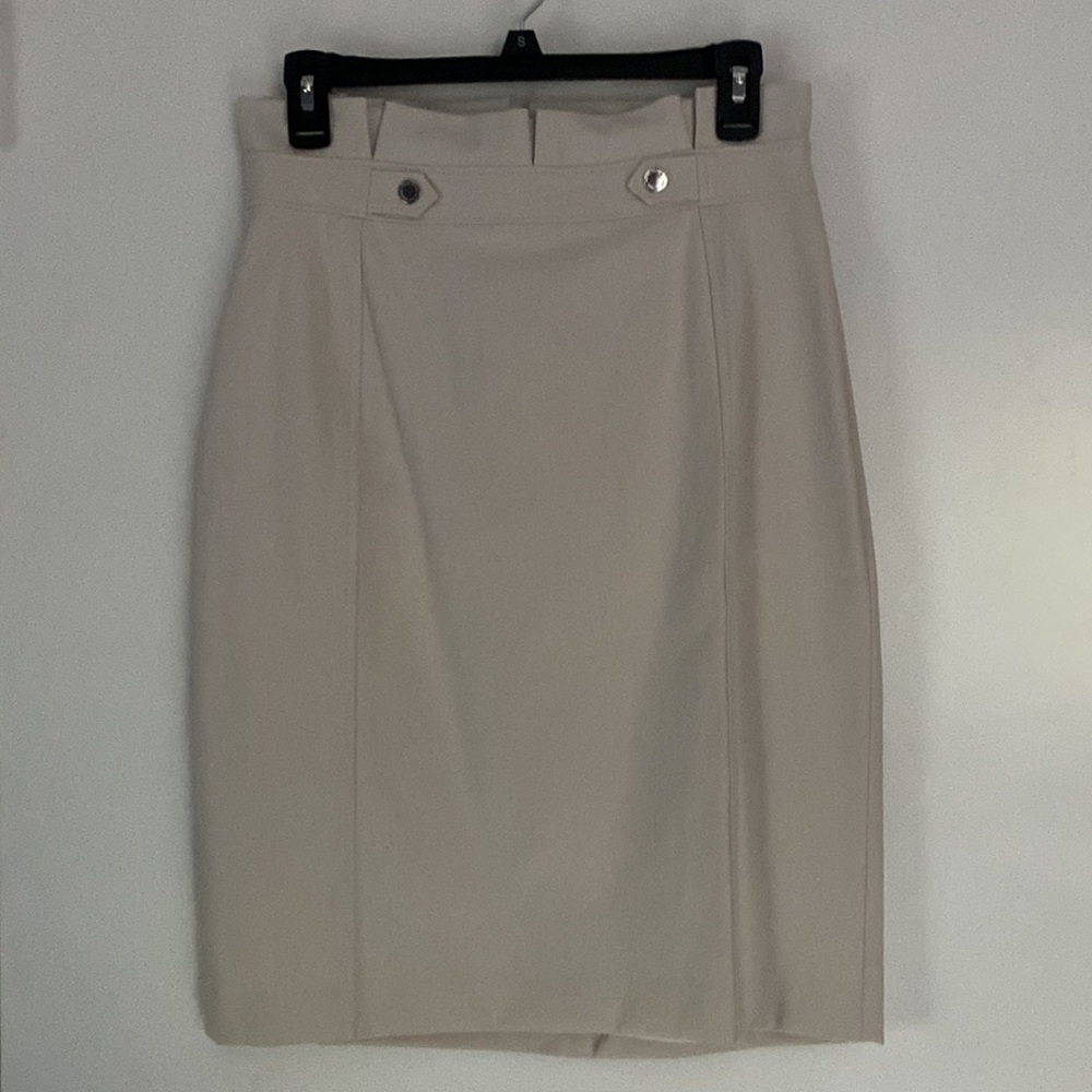 WHBM soft cream fully lined suit size 10 blazer/8 skirt, NWT - Picture 5 of 12